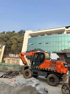 Excavadora de Ruedas Usada Original Doosan DX150w-9C en Venta, Excavadora Usada de Marca Doosan en Buen Estado, Excavadora Económica DH150W, Dx60 de 6 Toneladas y 15 Toneladas - Product Image 3