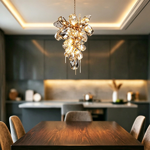 Lustre en verre pour salle à manger, style nordique minimaliste, élégant et distinctif, pour résidence luxueuse avec plafonds hauts, villa. - Product Image 1