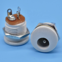 Prise DC Chine DC022 5.5 2.1 2.5 mm Blanc Connecteur 3 Broches Femelle Jack d'Alimentation DC Montage sur Circuit Imprimé DC-022