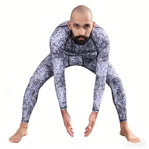 Rashguard BJJ Stile Manto - Rashguard Jiu Jitsu Unico a Taglio Lungo per Uomo, Rashguard BJJ Personalizzato con Copertura Toracica Estesa - Product Image 3