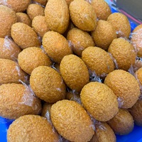 Croquettes alimentaires croustillantes faites à la main, jouets à presser