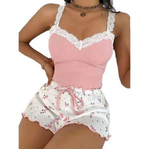 Maxfree Ensemble de vêtements d'intérieur pour femmes, sexy, en dentelle, avec camisole, short et chapeau, respirant et confortable, très vendu - Product Image 5
