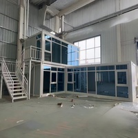 Conteneur modulaire à double paroi vitrée pour espaces de coworking modernes et boutiques éphémères de marque