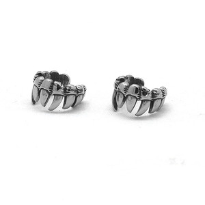 Yunnique – boucles d'oreilles en forme de dents de loup, en acier titane, bijoux à la mode pour hommes et femmes, accessoires - Product Image 2