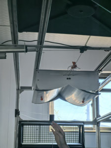 Promotion : Grille <span class=keywords><strong>d</strong></span>'aération murale noire en plastique technique et PVC pour fermes avicoles, garantie 1 an - Product Image 4