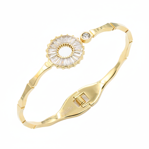 Braccialetto elegante in acciaio inossidabile placcato oro da donna - Product Image 4