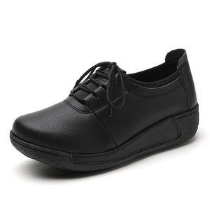 أحذية رياضية نسائية كبيرة الحجم ذات نعل سميك ورباط، أحذية رياضية لزيادة الطول، أحذية غير زلقة للخريف - Product Image 6