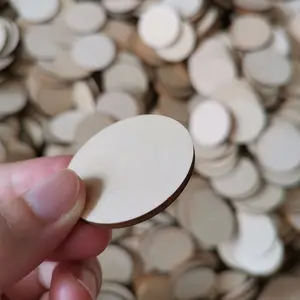 工芸品やDIYプロジェクト用の直径1.5 "の空白の丸い木製ディスク