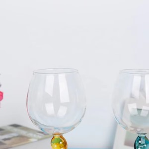 Calici da Vino <span class=keywords><strong>Rosso</strong></span> a Forma di <span class=keywords><strong>Cactus</strong></span> in Stile Nordico, Bicchieri Creativi Colorati a Stelo di <span class=keywords><strong>Cactus</strong></span>, Vendita all'Ingrosso Personalizzata - Product Image 4