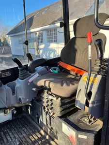 Nouvelle mini-excavatrice Kubota KX030-4, excavatrice sur chenilles de 3 tonnes, mini-moteur KUBOTA, accessoire de préhension, certifiée CE - Product Image 6