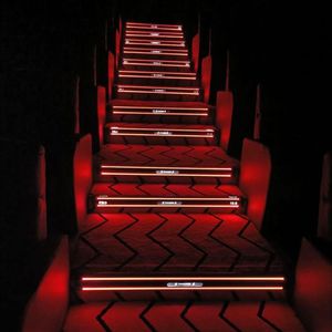 Sistema de Iluminación de Escalones Premium para Cine en Interiores y Exteriores, Escaleras y Pasillos - Product Image 1