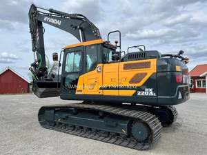 Vente au détail : Excavatrice Hyundai HX220L d'origine coréenne, 100 % neuve, haute performance, en excellent état, à vendre - Product Image 5