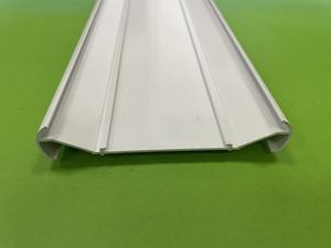 Vente chaude <span class=keywords><strong>Gesu</strong></span> GS-B032 découpe personnalisée traitant le profil d'extrusion de PVC pour le moulage en plastique de LED du type d'extrusion - Product Image 3