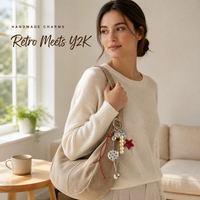 Porte-clés Y2K fait main avec breloques mixtes, breloque de sac, porte-clés rétro perlé, mousqueton, accessoire de sac à main, cadeau pour femmes et filles