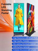 Pantalla LED Plegable para Interiores P2.5 640x1920mm, Señalización Digital de Alto Brillo con Módulos Magnéticos para un Fácil Mantenimiento