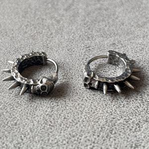 Pendientes de Aro Góticos Punk con Calavera y Púas, Joyería Atrevida para Fiesta de Halloween, Festival, Club Nocturno - Product Image 3