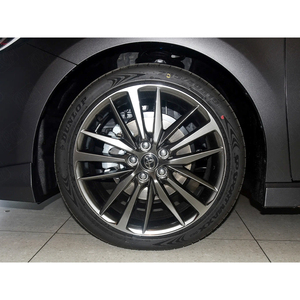 Carburant Auto <span class=keywords><strong>Toyota</strong></span> Camry d'<span class=keywords><strong>occasion</strong></span> d'<span class=keywords><strong>occasion</strong></span> en Chine Faible kilométrage et berline économe en carburant bien entretenue pour les entreprises - Product Image 6
