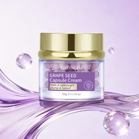 Crème pour le visage légère à base de pépins de raisin |   Hydratation anti-terne et blanchissante |   Répare les peaux sensibles et rugueuses, céramide, vitamine E |