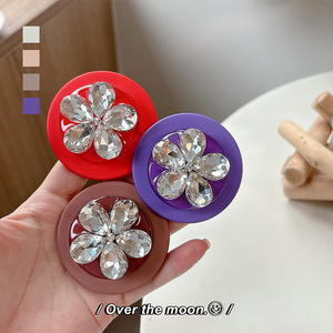 Support de téléphone télescopique magnétique de bureau en forme de fleur en strass, style coréen, simple, rond, avec anneau pour fille, vente en gros d'usine - Product Image 4