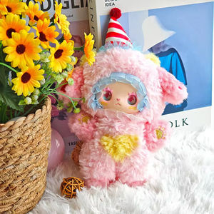 Boîte mystère de jouets : Adorable poupée en peluche Emma en PVC, design nature morte, corps entier torsadé, motif mignon - Product Image 4