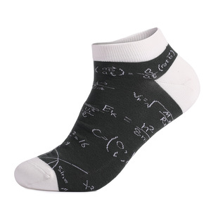 KTS565 fabricante OEM logotipo personalizado gráficos deportes matemáticos hombres Vestido corto barco tobillo calcetines de algodón - Product Image 6