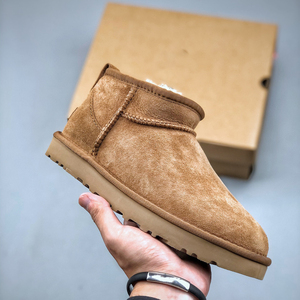 Bottes de neige d'hiver pour femmes, bottines en cuir suédé chaudes doublées de fourrure, antidérapantes, à semelle épaisse, pour temps froid - Product Image 3