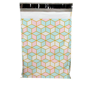 Sacs d'expédition postaux écologiques et recyclables imperméables de 3 mil d'épaisseur pour vêtements - Product Image 1