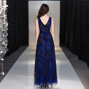 Abito da sera mini ricamato con paillettes, senza maniche, scollo a V floreale, per feste e balli di fine anno da donna - Product Image 6