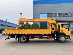 Camion-grue mobile CLW Sinotruk 4x2, 8 tonnes, avec bras Zoomlion à cinq sections, haute efficacité opérationnelle, pour la construction urbaine, boîte de vitesses de pompe - Product Image 4