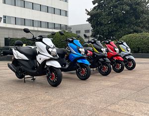 <span class=keywords><strong>Moto</strong></span> di vendita calda 125CC Scooter a benzina con catalizzatore reale anteriore disco freni a tamburo posteriori CBS Euro5 Plus Scooter - Product Image 5