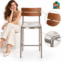 Tabouret de bar moderne en bois et acier, design mince à dossier bas avec repose-pieds, pour îlot de cuisine, café ou bar
