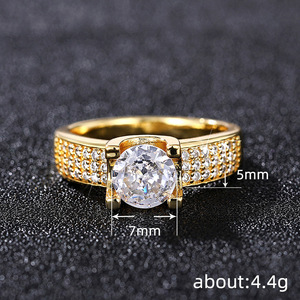 Anello Vintage con Design a Quattro Punte per Donne - Product Image 3