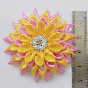 5,5x5,5 pollici <span class=keywords><strong>JACK</strong></span> e <span class=keywords><strong>JILL</strong></span> nastro di raso tre strati di fiori corpetto - Product Image 2