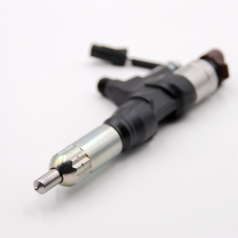 ME306200 095000-8621 9709500-862 common rail injector For Mitsubishi Fuso 6M60 diesel injector nozzle ME306200 095000-8621