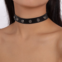 Punk Cool Style Pu Collier En Cuir Collier Ras Du Cou Gothique Emo Amour Coeur Rivet Collier Collier pour Femmes Filles Hommes Accessoire