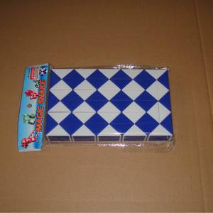 Serpiente Mágica de 60 Segmentos, Juguete Educativo Rojo y Blanco para Niños - Product Image 2