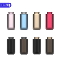 Distributeur d'huile essentielle de parfum de voiture en aluminium de style concis portable en gros Machine de diffuseur d'aromathérapie de voiture d'approvisionnement d'usine