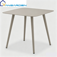 Ensemble de table et chaises de salle à manger d'extérieur en aluminium, style moderne et minimaliste, durable, facile d'entretien, résistant aux UV, empilable, pour cour.