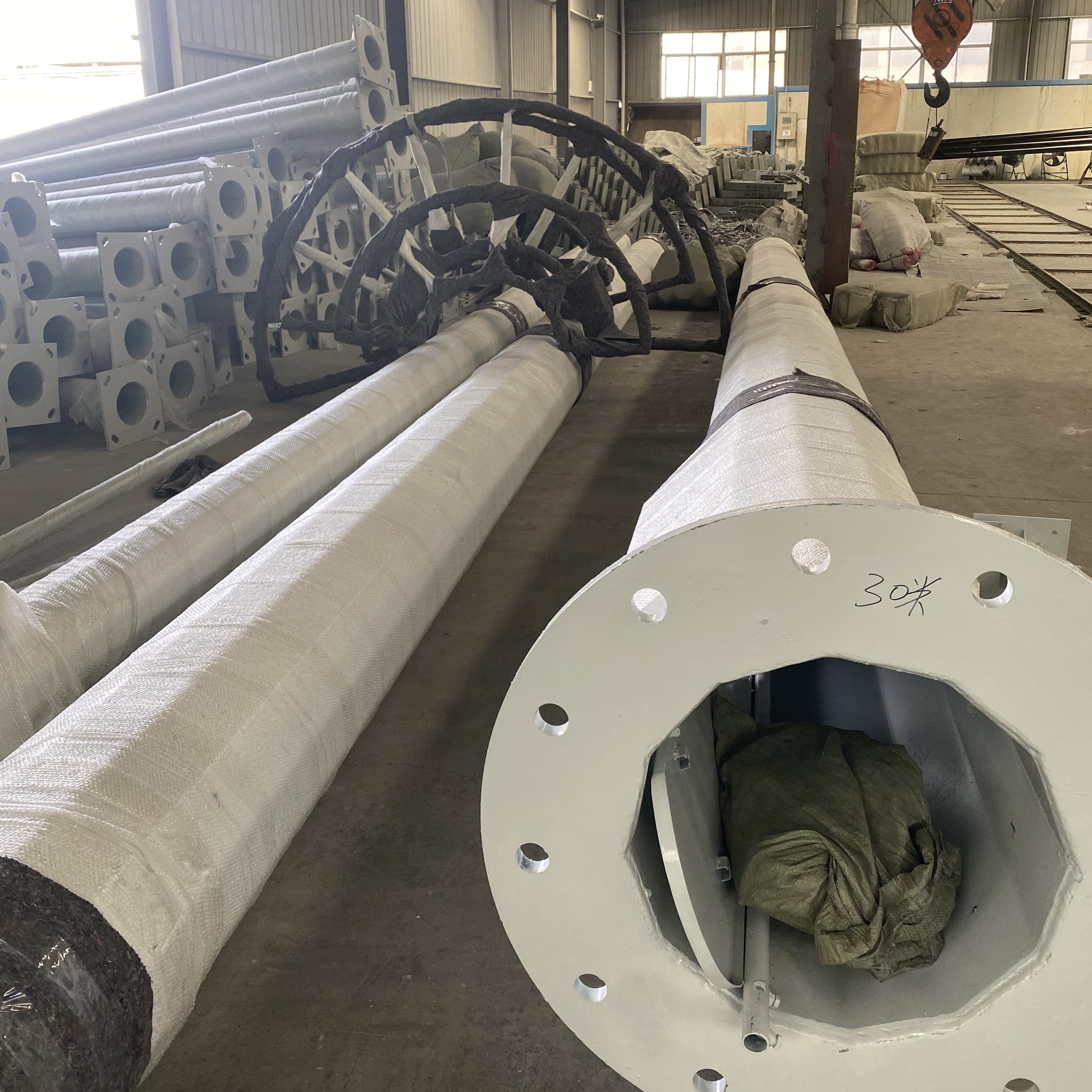 Профессиональный производитель 3 м 4 м 5 м 6 м 7 м 8 м 9 м 10 м оцинкованный уличный фонарь