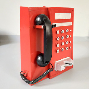 Téléphone mural rétro en fer forgé, modèle créatif en métal pour la décoration murale dans les bars, les magasins de vêtements, les cafés - Product Image 4