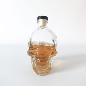Fabricante Confiable de Botellas de Vidrio con Forma de Calavera de 750 ml, con Tapón de Corcho y Serigrafía, para Brandy, Tequila y Vino - Product Image 2