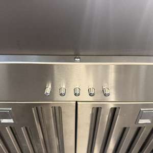 Hotte de cuisine 28 pouces 1000m³/h, filtre à déflecteur, moteur ultra silencieux, 3 vitesses, éclairage LED en acier inoxydable - Product Image 3