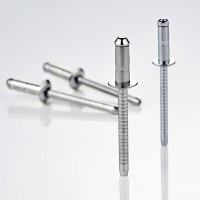 Rivets aveugles de haute qualité Sailuk DIN7337 en acier, unigrip, zingués, classe 10, à tête bombée/à tête ronde CSK, en aluminium Avinox