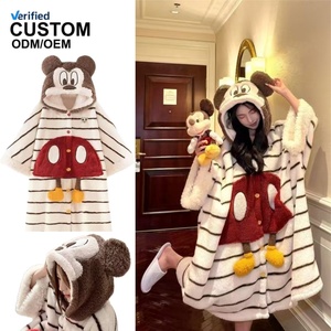 Divertido <span class=keywords><strong>Pijama</strong></span> de Cosplay para Adultos, Disfraz de <span class=keywords><strong>Mickey</strong></span> Mouse de Felpa Coral, Ropa de Dormir Extra Grande para Niños, Regalo para Fiestas Navideñas IM142-W - Product Image 1