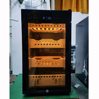 Réfrigérateur à cigares électrique à compresseur, 70L, zone unique, température et humidité réglables, usage domestique, vente chaude pour le commerce extérieur