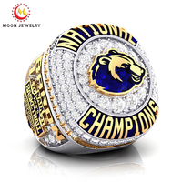 Bague de championnat personnalisée pour ligue sportive scolaire, bague de championnat personnalisée entièrement pavée de zircone cubique, logo en émail, bague sportive pour hommes