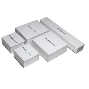 Free Sample Gift Wrapping Inner Core Is Sponge Folding White Square Magnetic Box