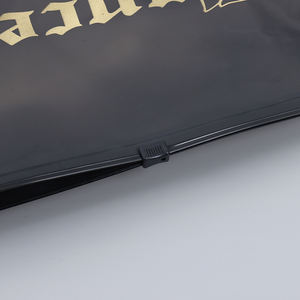 Pochettes recyclées personnalisées avec propre logo sacs en <span class=keywords><strong>plastique</strong></span> d'emballage de vêtements d'expédition de vêtements givrés sac à fermeture éclair givré noir Poly - Product Image 5