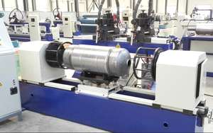 Station de soudage automatique intelligente de robot de réservoir pour la taille de réservoir OD 600-1200mm - Product Image 4