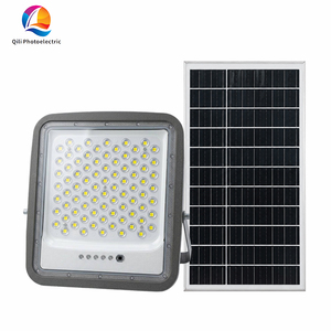 Projecteur solaire extérieur 200W 400W 600W IP65 étanche avec capteur radar, télécommande, batterie LiFePO4 et lentille LED 5054 - Product Image 1